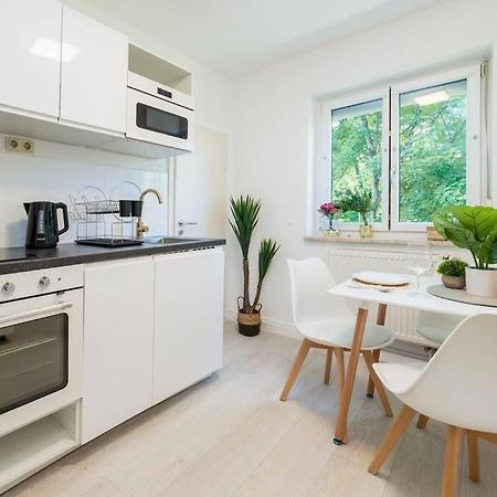 Eg Rechts -Wunderschone 80M² Grosse 3-Zimmer City Wohnung Nahe Salzburg 프라일라싱 외부 사진