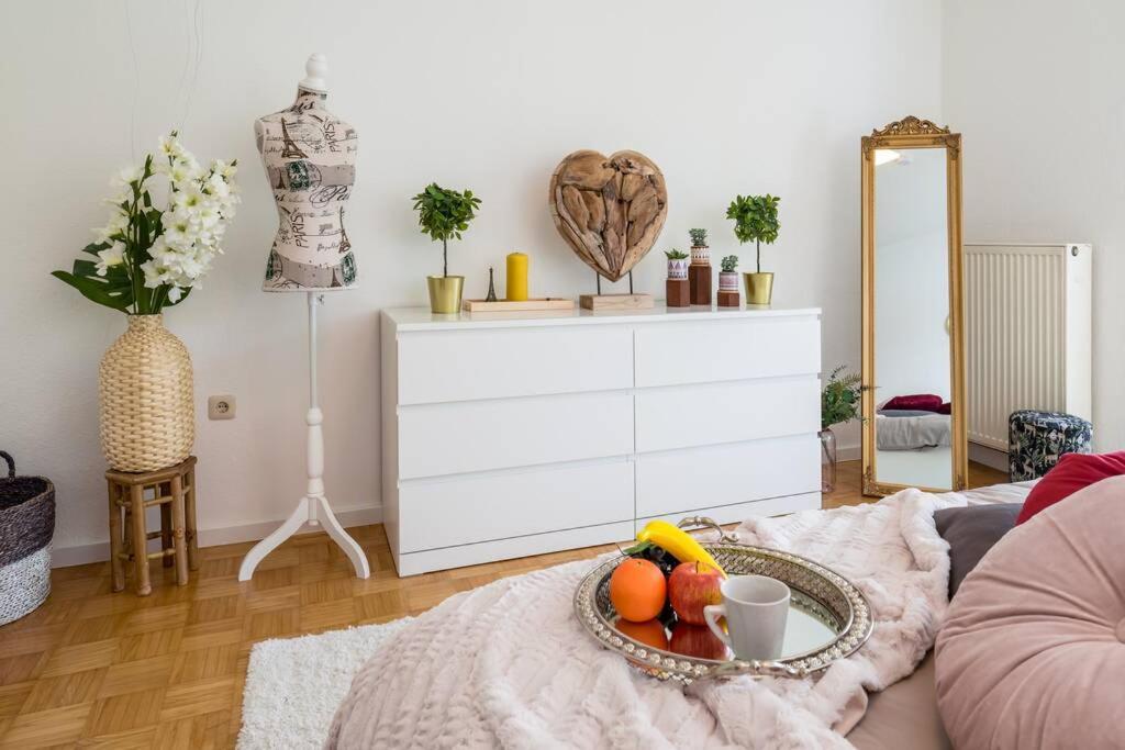 Eg Rechts -Wunderschone 80M² Grosse 3-Zimmer City Wohnung Nahe Salzburg 프라일라싱 외부 사진