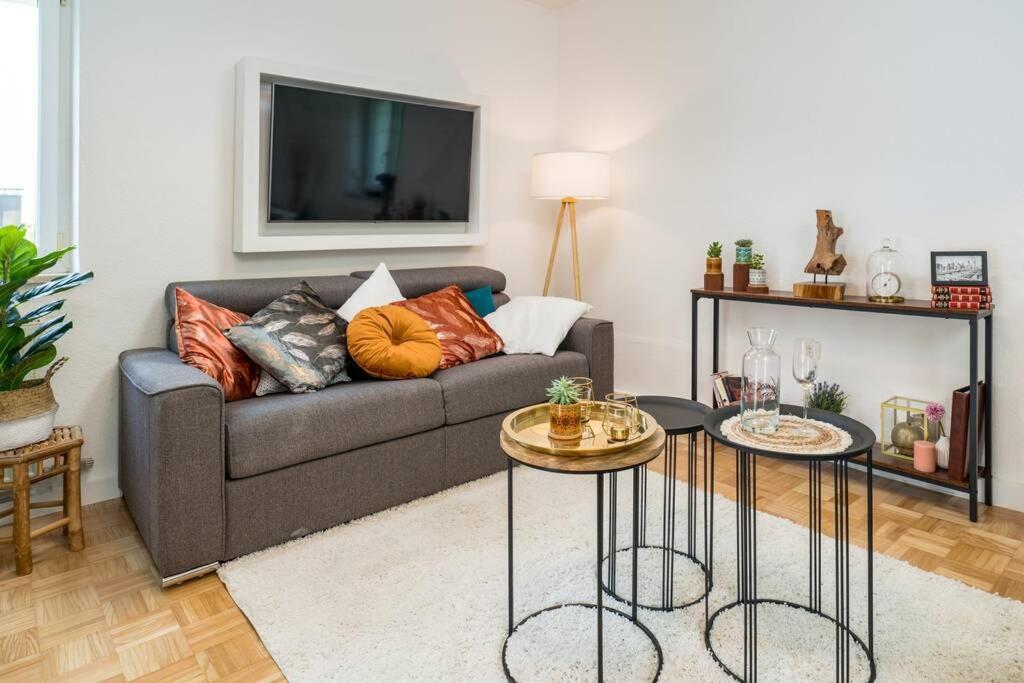 Eg Rechts -Wunderschone 80M² Grosse 3-Zimmer City Wohnung Nahe Salzburg 프라일라싱 외부 사진