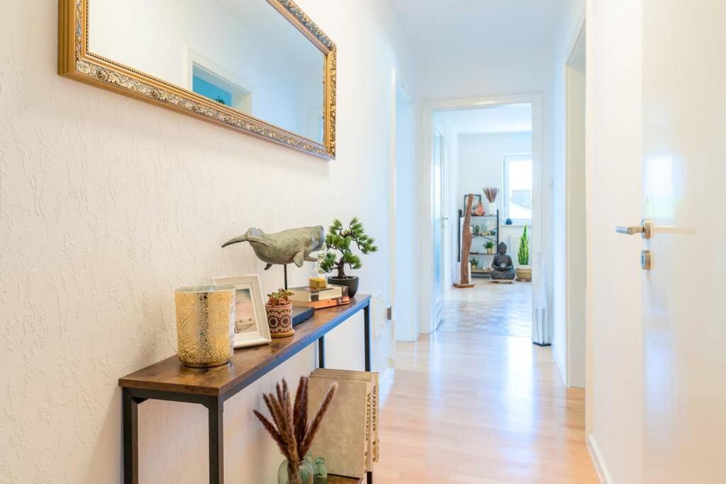 Eg Rechts -Wunderschone 80M² Grosse 3-Zimmer City Wohnung Nahe Salzburg 프라일라싱 외부 사진